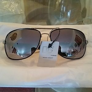 Women's NWT Black DG Eyewear Shades
